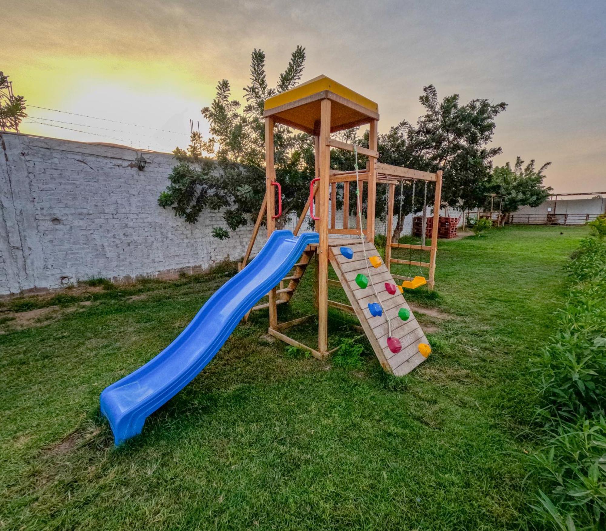 Hotel La Colina Серро-Прието Экстерьер фото
